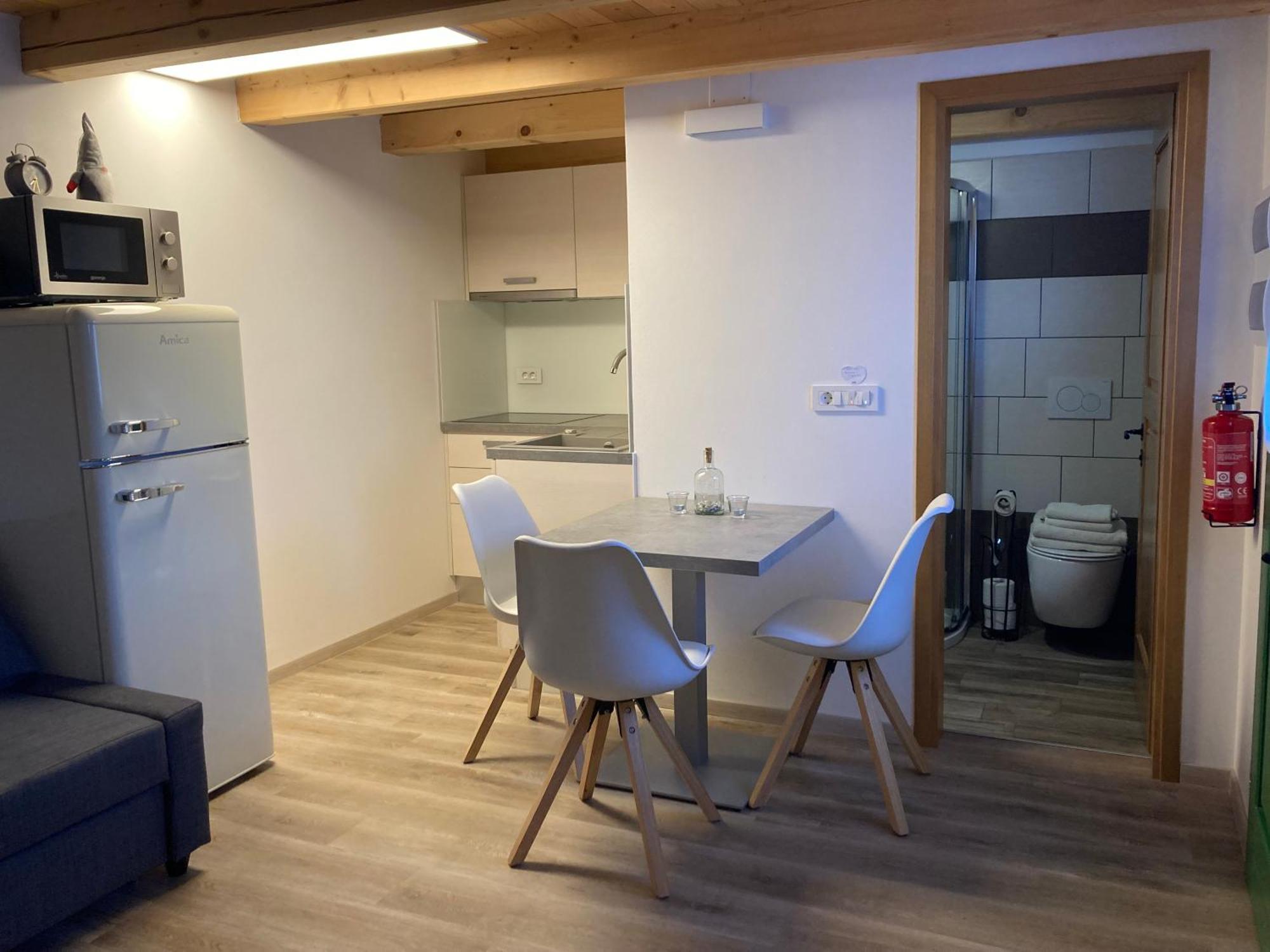 Ferienwohnung Apartma Hiska Dobravlje Exterior foto